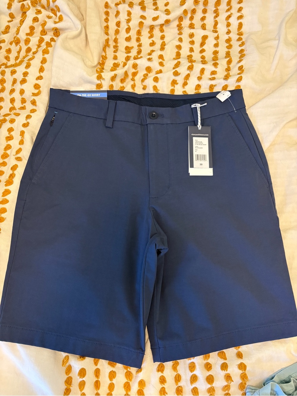 Vineyard Vines Navy on the go Performance Shorts